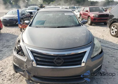 2015 Nissan Altima 2.5 from USA, damaged, VIN 1N4AL3AP4FC270404